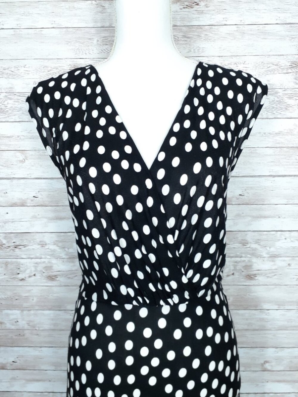 Lascana Wrap Top Sleeveless Dress Size 6 Polka Dot Black White Midi 939A - Picture 2 of 7